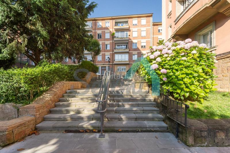 Foto 20b9e4ed-dec5-4a89-ae9d-d165f1bb48a2. Miete etagenwohnung mit heizung in Auditorio - Seminario - Parque de Invierno Oviedo