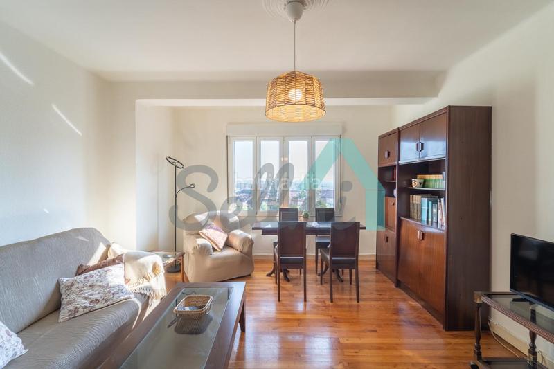 Foto 603b0d6b-d7bf-4b69-955d-995d998f7e9f. Miete etagenwohnung mit heizung in Auditorio - Seminario - Parque de Invierno Oviedo