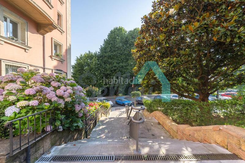 Foto 0301c135-4027-4e5b-a395-d7410123ebe0. Rent flat with heating in Auditorio - Seminario - Parque de Invierno Oviedo