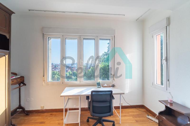 Foto 5f60690a-2e5a-47f2-b1d9-de826c479917. Rent flat with heating in Auditorio - Seminario - Parque de Invierno Oviedo