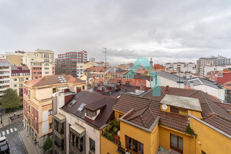 Foto 7cdf5132-19dc-4e7c-b9ba-6aab56883077. Miete dachwohnung mit heizung in Centro Gijón
