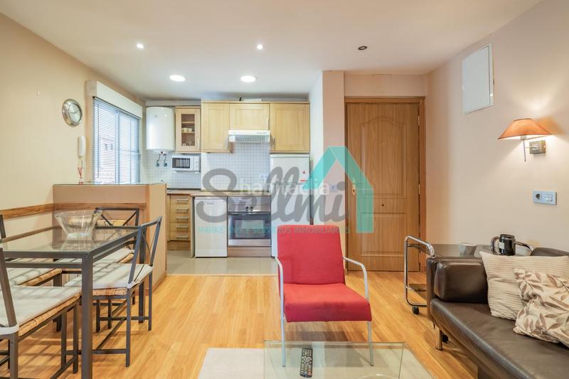 Foto da94a09a-cdd7-4fff-ab84-8ddaf5105fd0. Alquiler ático en Plaza de América Oviedo