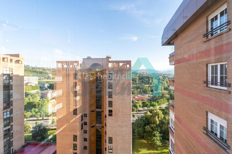 Foto 136bad05-cf81-42a1-b404-2f870f650ac8. Affitto appartamento con riscaldamento parcheggio in Oviedo