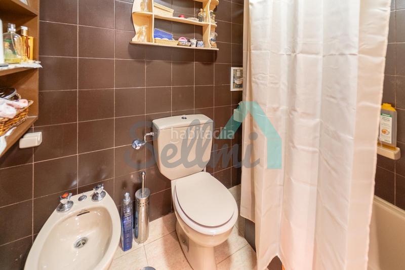 Foto f3fd961e-8cbd-42bb-b60b-c2c90607d1f1. Affitto appartamento con riscaldamento parcheggio in Oviedo