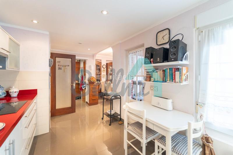 Foto 24191db1-1f74-4a91-99d4-c2e1c619f108. Alquiler piso en Auditorio - Seminario - Parque de Invierno Oviedo