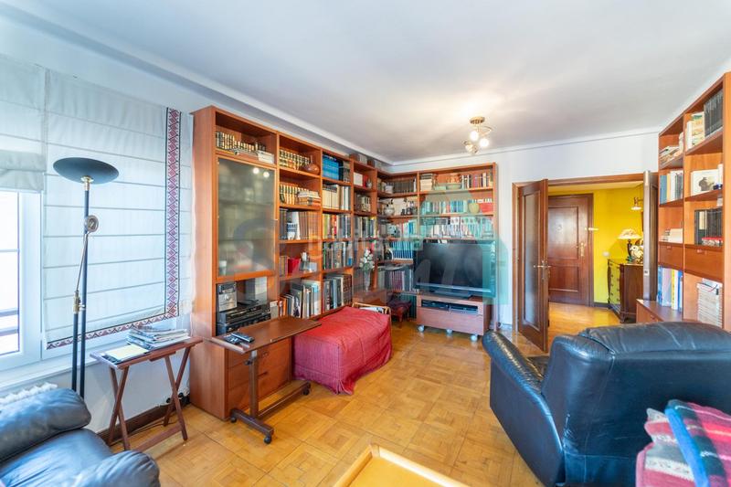 Foto 7b1e7a0c-d520-423f-a865-65585232eda2. Alquiler piso en Auditorio - Seminario - Parque de Invierno Oviedo