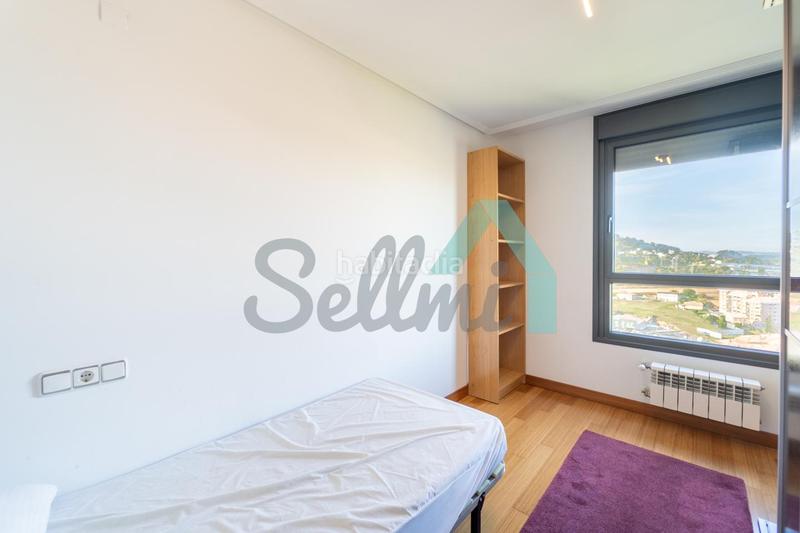 Foto 186ea7b6-4f7a-4bc0-a32f-7f74b427bc3f. Location appartement avec chauffage parking dans Huca - La Cadellada Oviedo
