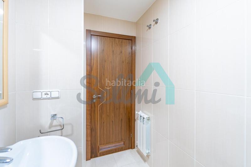 Foto 1f0cde0b-f0c1-408f-ab11-a7df50c771f4. Location appartement avec chauffage parking dans Huca - La Cadellada Oviedo