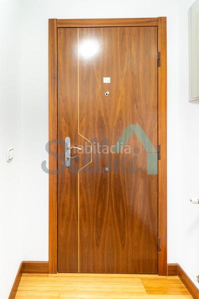 Foto 4f665a09-8be8-4045-925c-f481b4ce87ff. Location appartement avec chauffage parking dans Huca - La Cadellada Oviedo