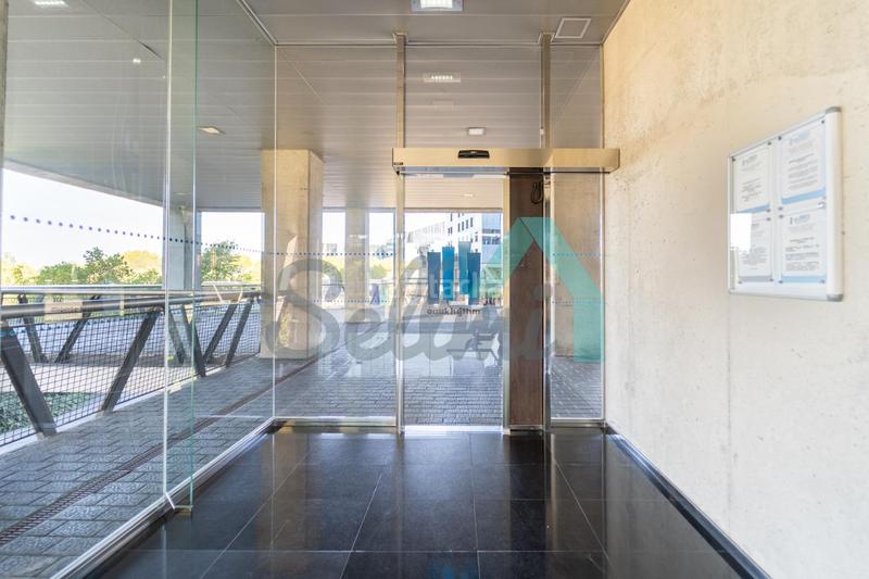 Foto d4b412b8-ccfa-40c0-84a9-717ce7570e86. Rent flat with heating parking in Huca - La Cadellada Oviedo