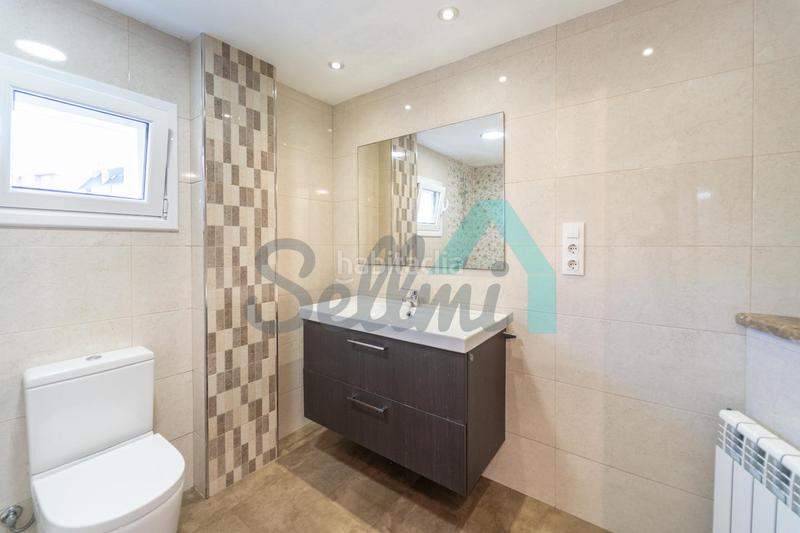 Foto d37aab64-3b22-4599-9b7b-c34c4c96b775. Pis a Teatinos - Los Prados Oviedo