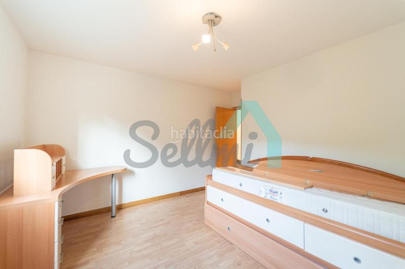 Foto eb3eedd8-b699-45c0-a627-a9c8e5c50ae0. Flat with heating in San Claudio - Trubia - Las Caldas Oviedo