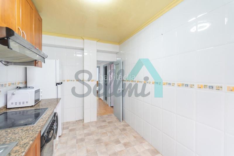 Foto 05ce994b-cc25-4251-a4cf-67837d942a97. Pis a La Calzada Gijón