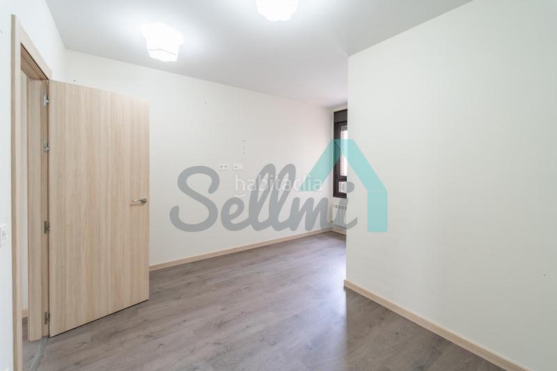 Foto 5bc8b9f9-d2c9-4dcf-b86a-0a2248425346. Etagenwohnung mit heizung parking in Roces Gijón