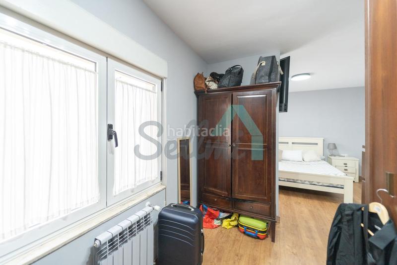 Foto 50f3a3ba-6c8d-41e6-90e4-ff119a8a3bf6. Etagenwohnung mit heizung in La Felguera Langreo