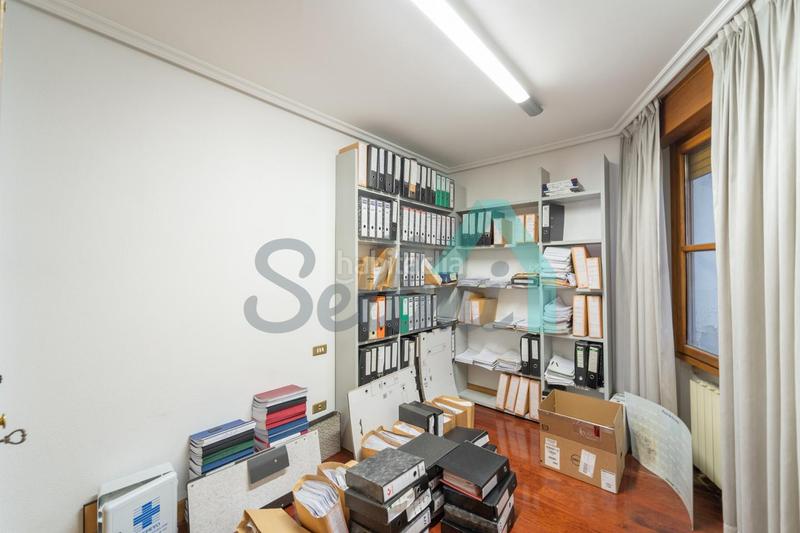 Foto cc93825d-131b-41ae-9e8f-7b3f75cd02f0. Appartamento con riscaldamento parcheggio in Salesas - Foncalada - Campoamor Oviedo