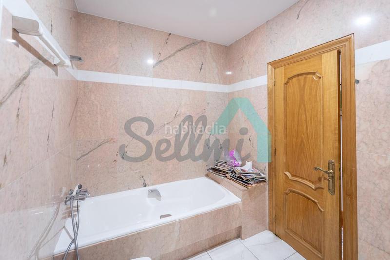 Foto d4351019-8ab5-4697-b992-e805d8f97098. Appartamento con riscaldamento parcheggio in Salesas - Foncalada - Campoamor Oviedo