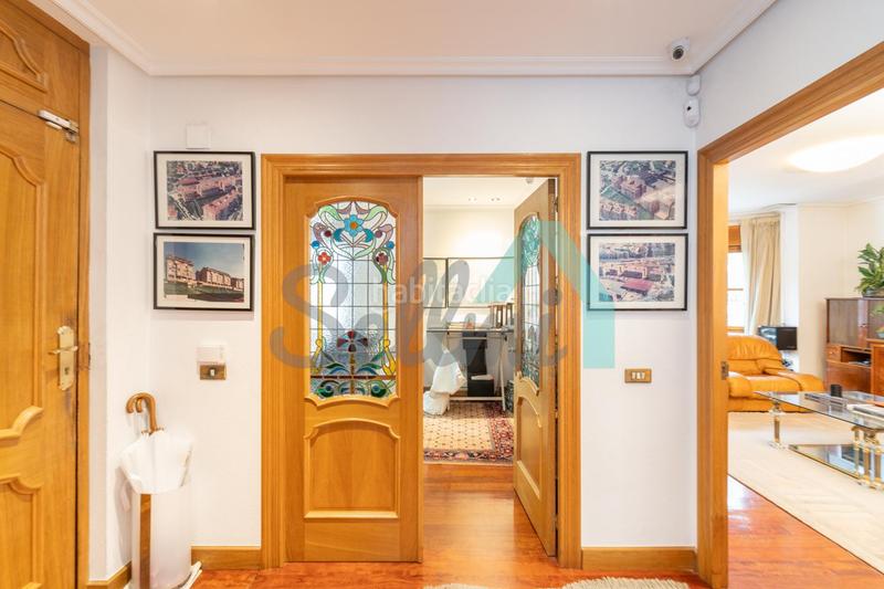 Foto ef6427c7-37d5-4b8f-9f6f-c10c9d44530f. Appartamento con riscaldamento parcheggio in Salesas - Foncalada - Campoamor Oviedo