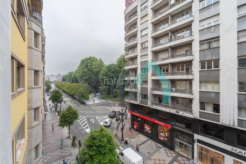 Foto 184039af-c139-44ed-b96b-43013e124508. Appartement avec chauffage parking dans Salesas - Foncalada - Campoamor Oviedo