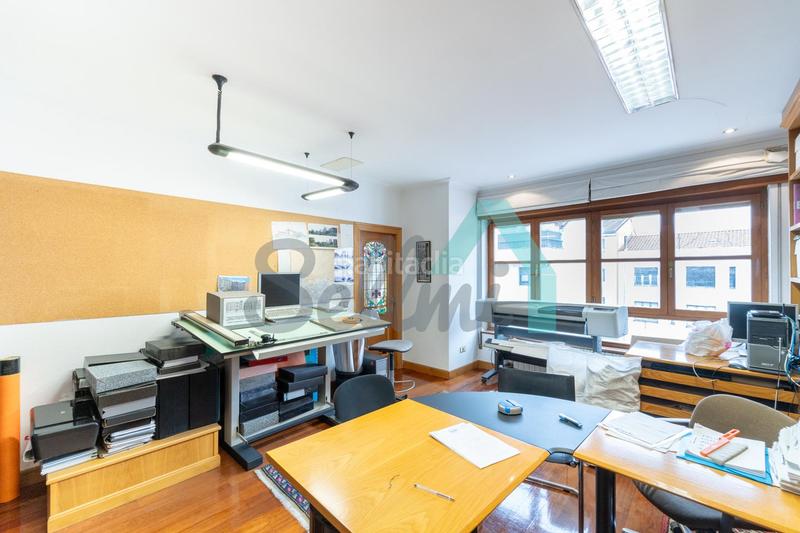 Foto 7ad1f4f6-bbff-487a-ab3c-70828e82e958. Appartement avec chauffage parking dans Salesas - Foncalada - Campoamor Oviedo