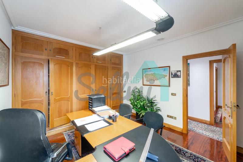 Foto 0f3a21af-de82-4288-b3cf-e7173832da9d. Etagenwohnung mit heizung parking in Salesas - Foncalada - Campoamor Oviedo