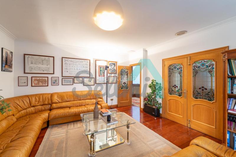 Foto 129d2b69-6c45-4e52-91da-ee4d42159360. Flat with heating parking in Salesas - Foncalada - Campoamor Oviedo