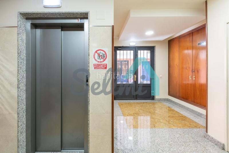 Foto f974d9cf-d714-4586-b428-2bf2db9d4a5a. Appartement avec chauffage parking dans Las Campas Oviedo