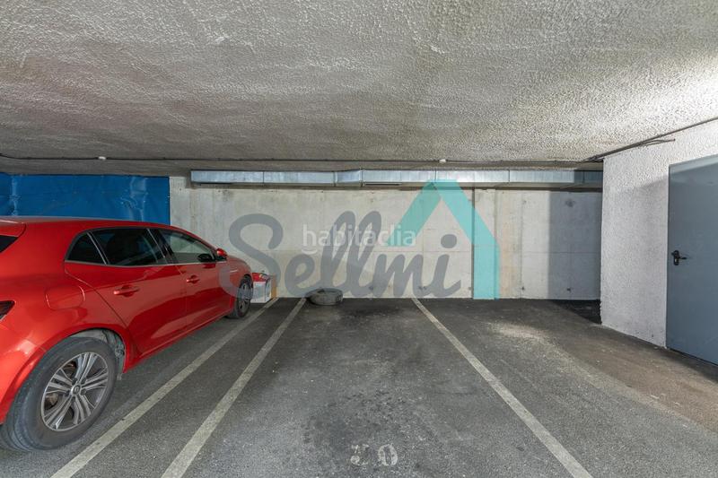 Foto 3ffb99c3-5aea-4db0-b097-3daa8887502b. Etagenwohnung mit heizung parking in Las Campas Oviedo