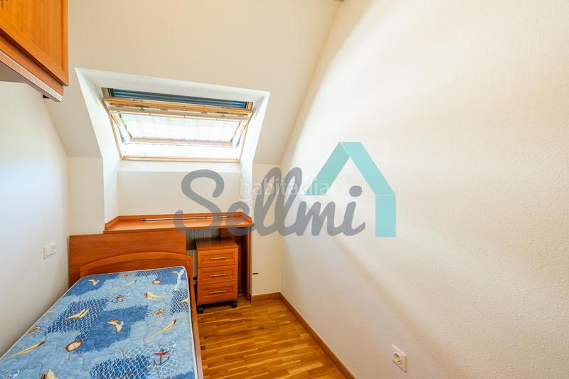 Foto 06d10c33-4cd3-4c47-b757-a3bbad0fd1e1. Flat with heating parking in Las Campas Oviedo