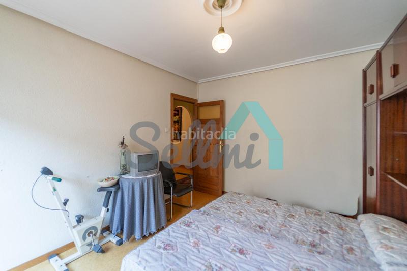 Foto dd160807-b6aa-47b0-a813-a7236aa01bde. Etagenwohnung in Salesas - Foncalada - Campoamor Oviedo