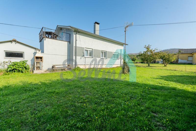 Foto 60e22c55-1e3b-4e95-baf0-e170cb093bb6. Alquiler casa en Valdés