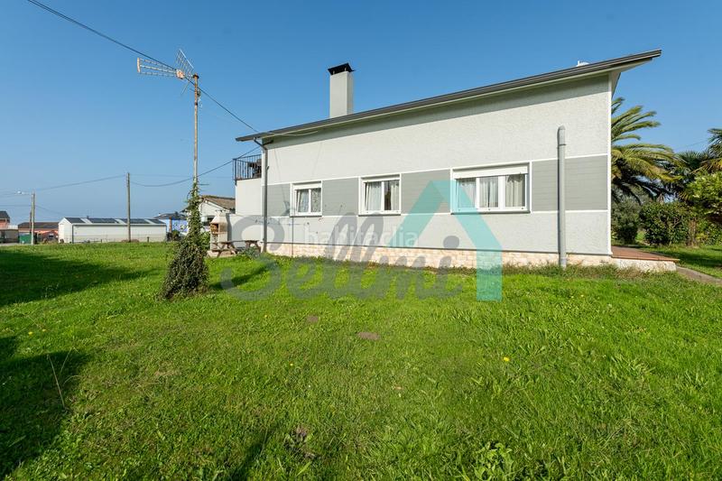 Foto 7ea2cd18-aa16-4488-9799-fc68ce2910a9. Lloguer casa amb aparcament a Valdés