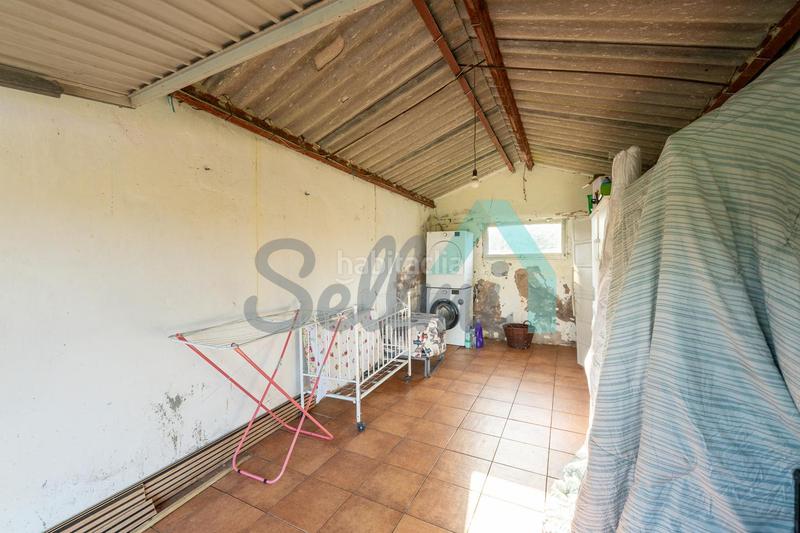 Foto ae7c8837-4442-4326-a7ed-0f6b3635bbcc. Lloguer casa amb aparcament a Valdés