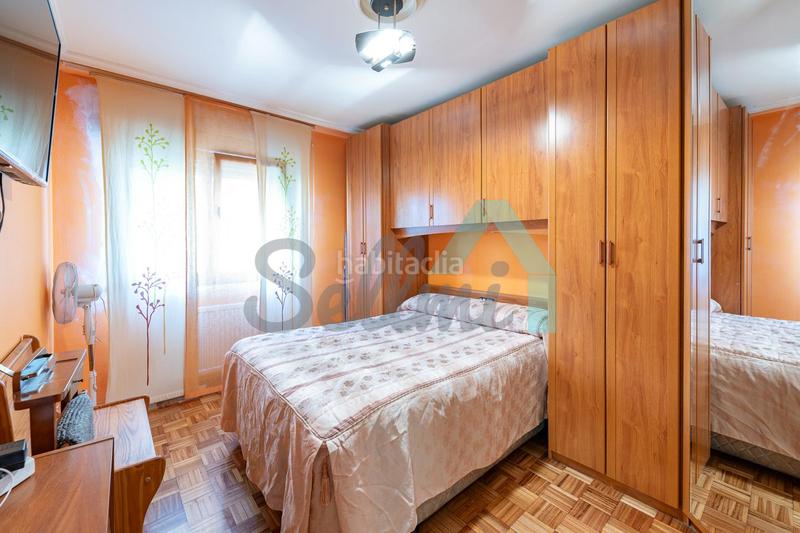 Foto 1692b647-9838-4a67-9c9b-9d84d1f6e121. Appartement avec chauffage parking dans Huca - La Cadellada Oviedo