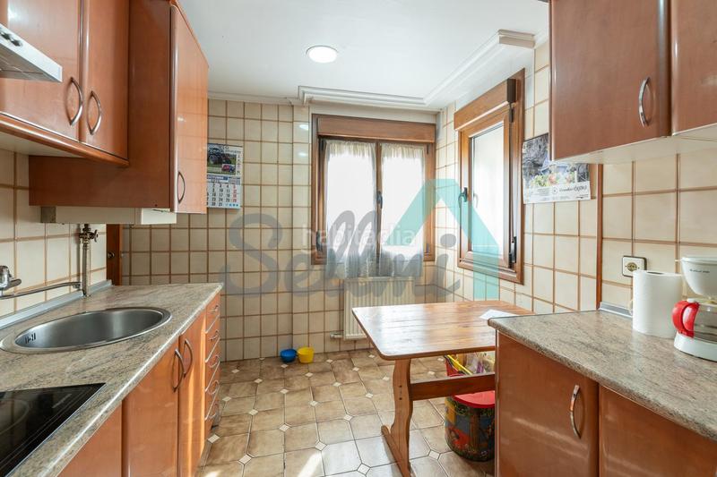 Foto caa737f9-f2bd-46c1-95aa-d85bc92a262d. Appartement avec chauffage parking dans Huca - La Cadellada Oviedo