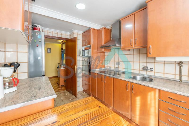 Foto e75f18c7-f40e-4545-aea7-301acdb87ee5. Appartement avec chauffage parking dans Huca - La Cadellada Oviedo