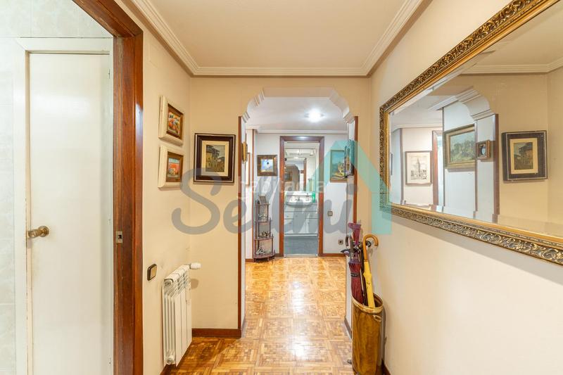 Foto 48968d5b-6573-47a1-b06f-1d2de84002da. Flat with heating parking in Milán - Pumarín Oviedo