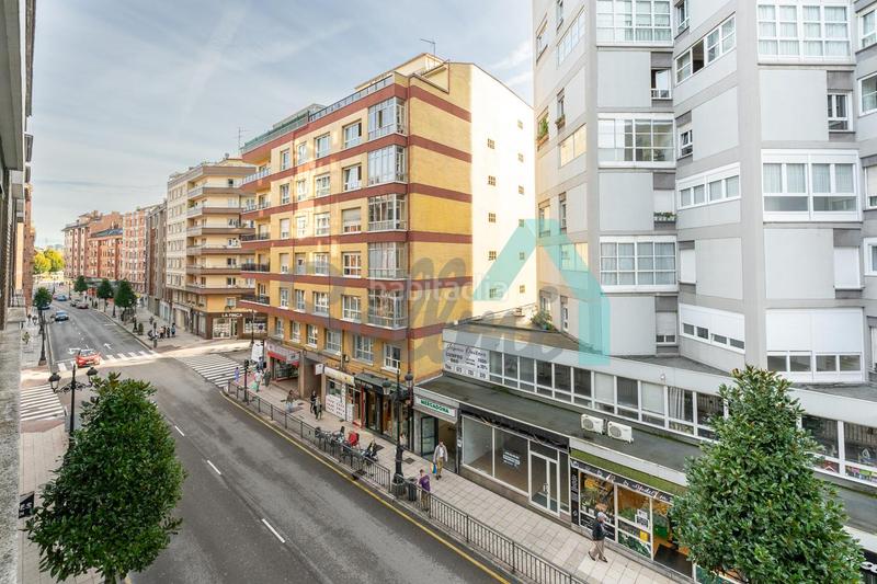 Foto 6a8bfea4-8cd4-4dd8-9c6b-21d3d044b94f. Flat with heating parking in Milán - Pumarín Oviedo