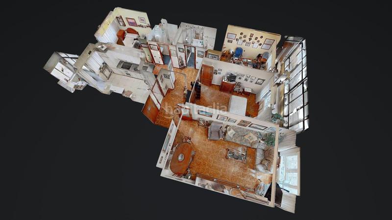 Foto bf91b14c-0572-4b82-afd8-6197f03c8f6e. Pis amb calefacció aparcament a Milán - Pumarín Oviedo