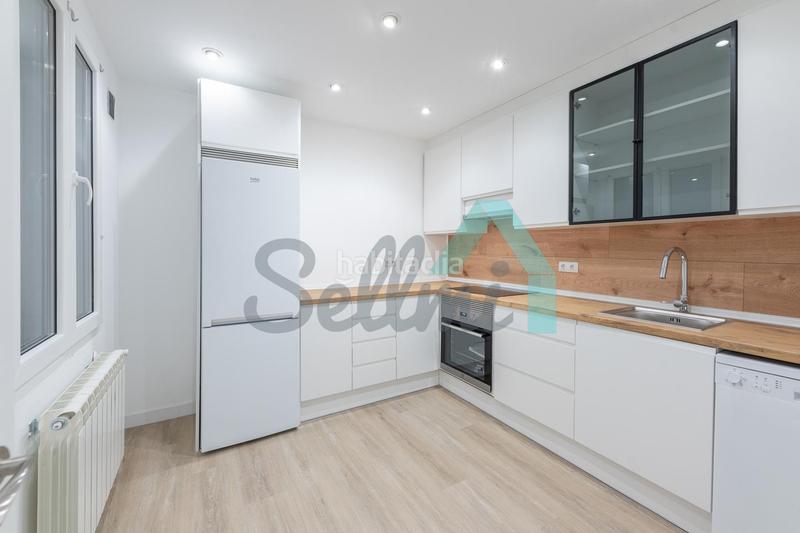 Foto 0822fa7e-11fd-47c5-8fec-1d0ec6cb2b67. Etagenwohnung mit heizung in Santo Domingo - El Campillín Oviedo