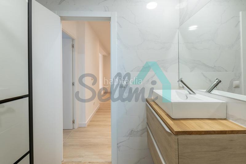 Foto 0b36540e-cc8a-4033-b38a-6119a5ca5e5b. Etagenwohnung mit heizung in Santo Domingo - El Campillín Oviedo