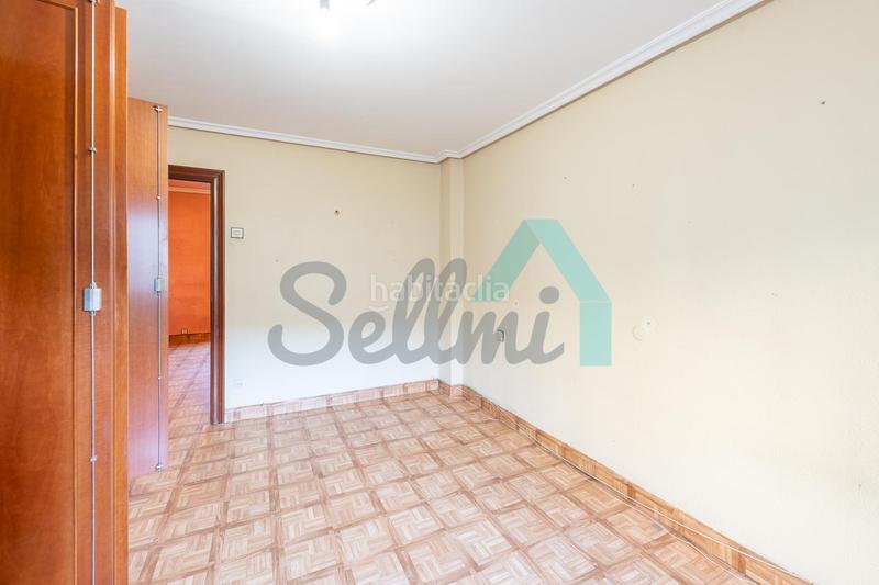 Foto 4f6ce7f2-7487-4456-b837-2a673c8a3d2e. Piso en Masip Oviedo