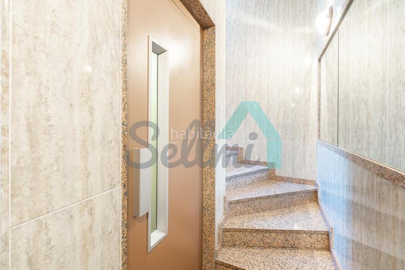 Foto f83c62a8-afd8-4d40-ac0d-e9b7077c7a6e. Piso en Pumarín Gijón