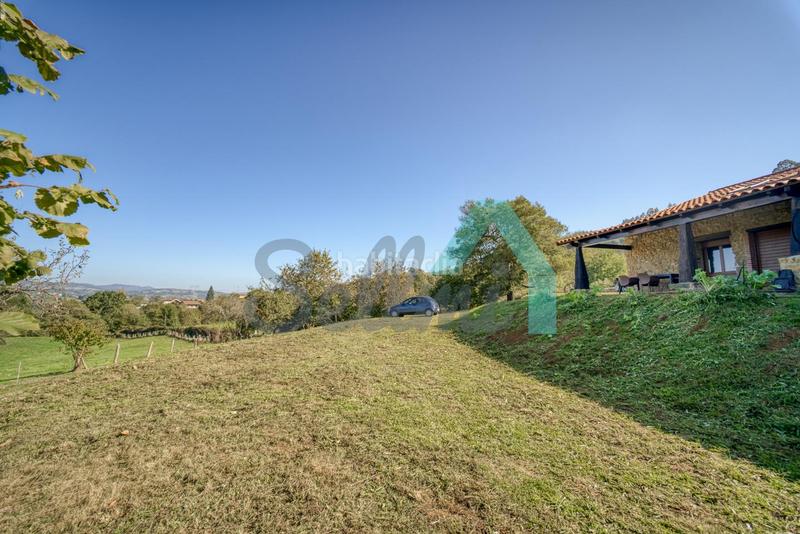 Foto 46f75cdd-1389-4c2a-ac2b-778b7dd36e70. Casa amb calefacció a Carbayin-Lieres-Valdesoto Siero