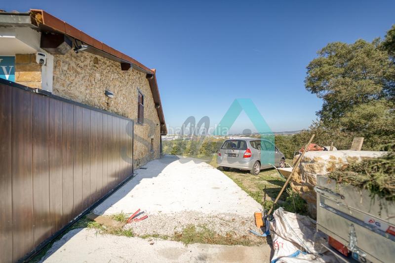 Foto 8359fd87-d902-4a66-9754-ce6efb0c547c. Casa amb calefacció a Carbayin-Lieres-Valdesoto Siero