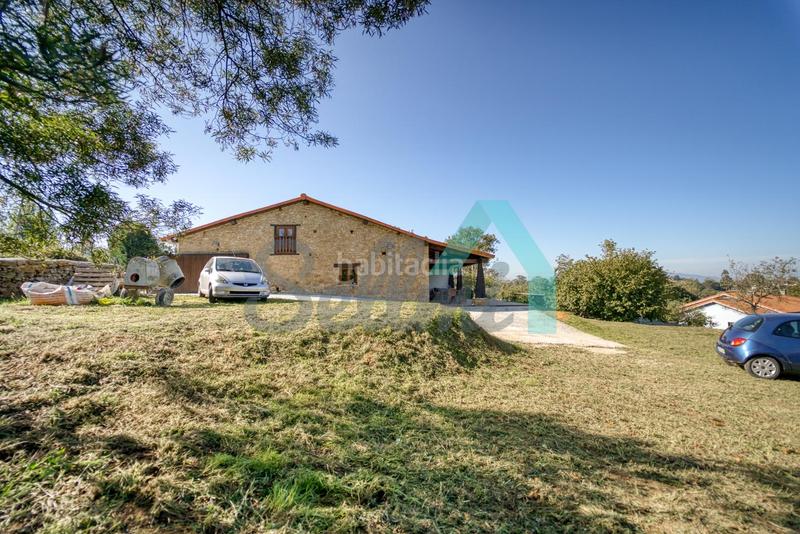 Foto 8f21a3de-a34e-4165-93f6-76c57d86578e. Casa amb calefacció a Carbayin-Lieres-Valdesoto Siero