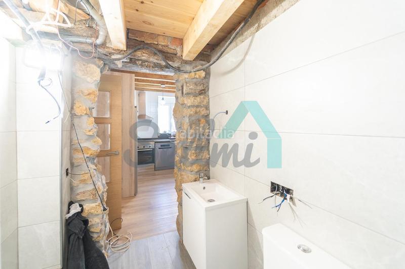 Foto bb952056-d2a4-4b6a-bf46-a7e388f8d182. Casa amb calefacció a Carbayin-Lieres-Valdesoto Siero