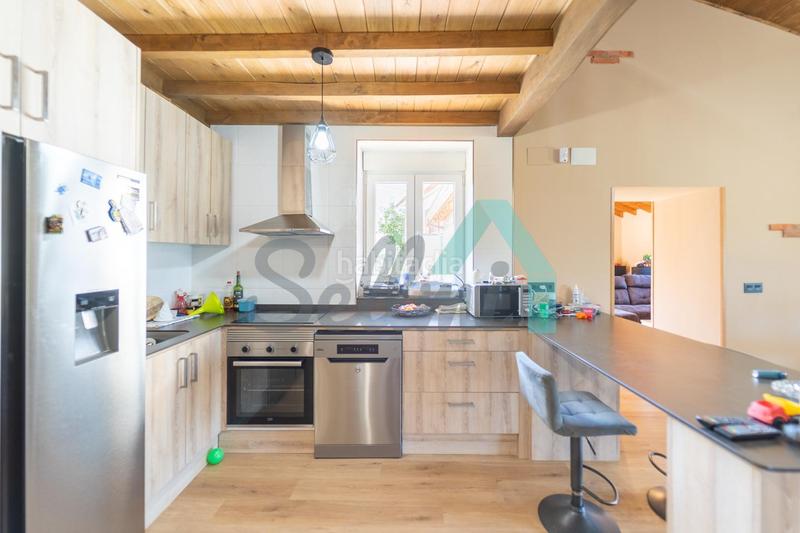 Foto cc108325-91ca-412b-8bef-c24dd8fb1489. Casa amb calefacció a Carbayin-Lieres-Valdesoto Siero