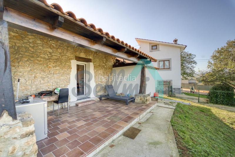 Foto d4852dea-bdb4-46fc-8850-940ed5eea7bc. Casa amb calefacció a Carbayin-Lieres-Valdesoto Siero