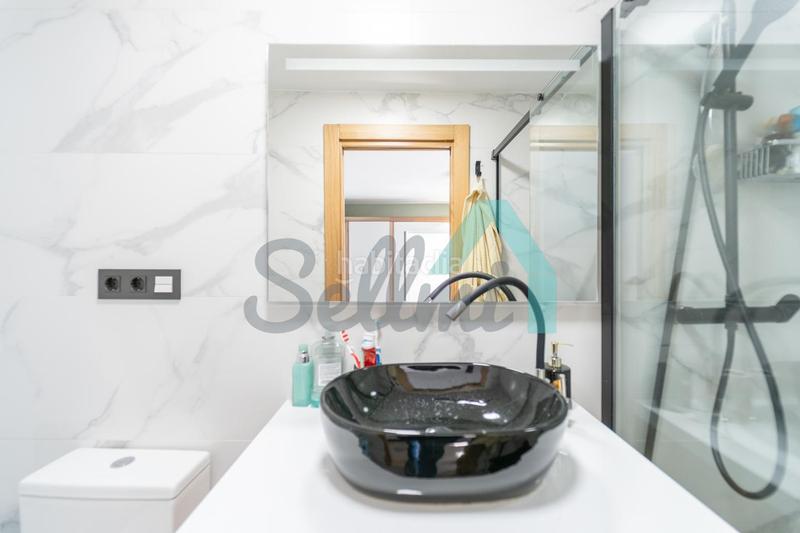 Foto d8d7af3b-ffc8-486f-8a93-868f2ec21c43. Casa amb calefacció a Carbayin-Lieres-Valdesoto Siero